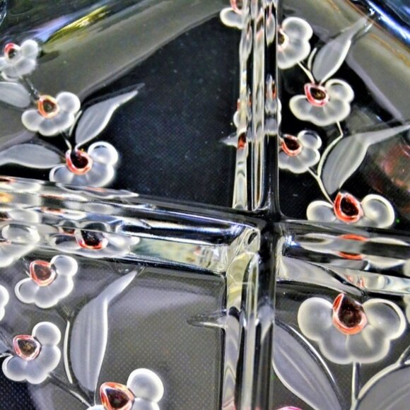 Mikasa Four Part Clear Glass Relish Dish with Cranberry Cherry Blossom Platter - Picture 14 of 15